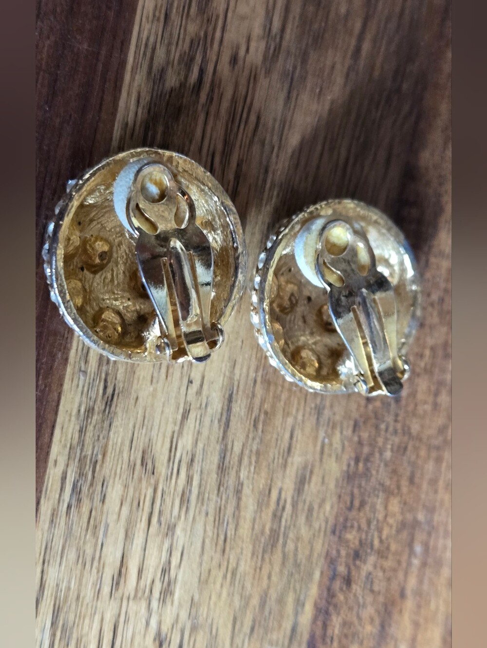 Vintage Gold-Tone Rhinestone Dome Clip-On Earrings 1" Round - Picture 2 of 4